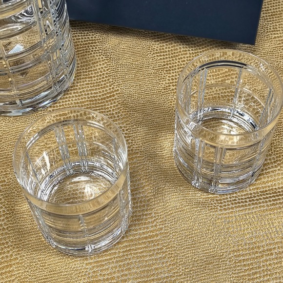 Ralph Lauren Hudson Plaid Crystal Decanter Carafe & 2 Tumbler Glasses Gift Set - Picture 4 of 16